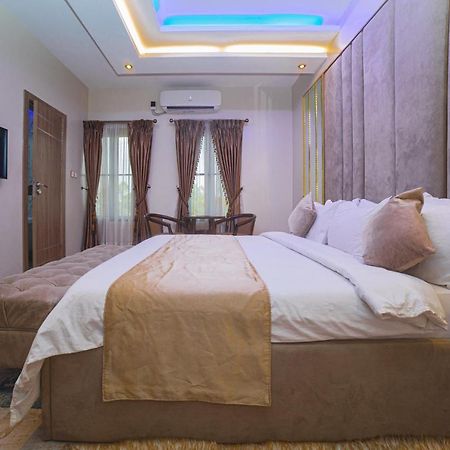 God'S Touch Apartments Signature Лагос Экстерьер фото