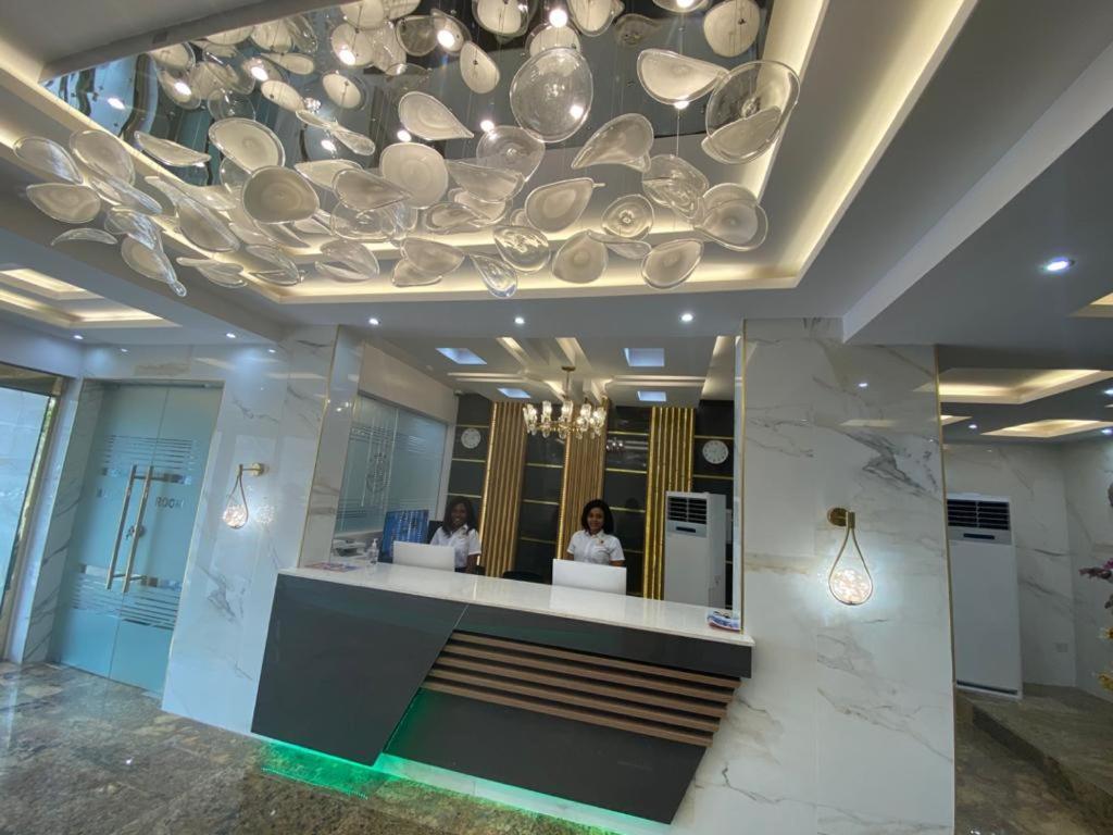 God'S Touch Apartments Signature Лагос Экстерьер фото