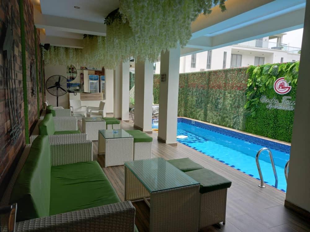God'S Touch Apartments Signature Лагос Экстерьер фото